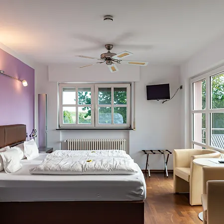 Hotel Landgut Schill 3*