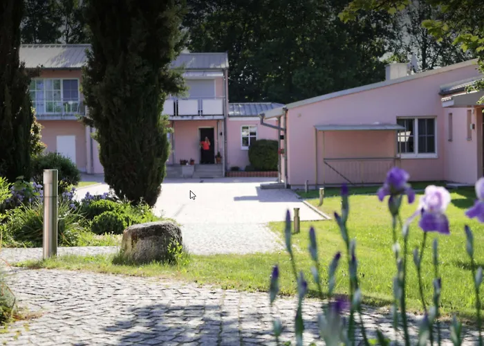 ホテル Landgut Schill 3*