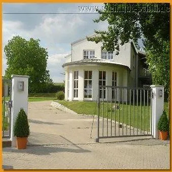 ホテル Landgut Schill 3*